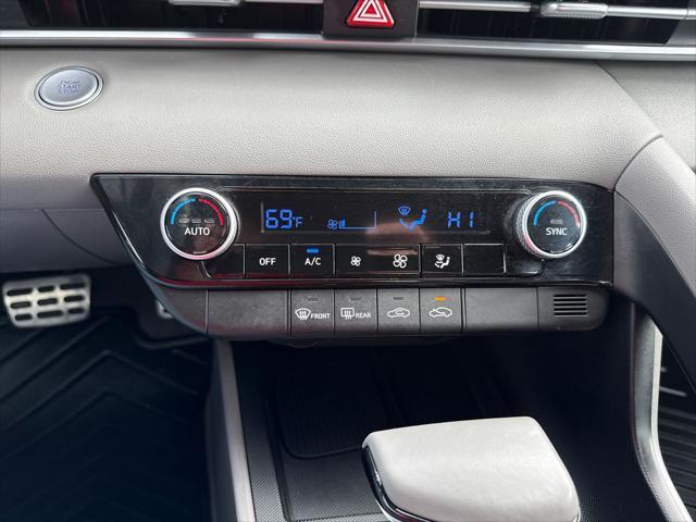 2025 Hyundai Elantra - $20,892