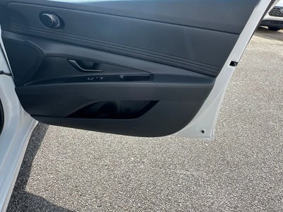 2025 Hyundai Elantra SEL Sport 4DR Sedan