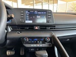 2025 Elantra Thumbnail 18