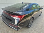 2025 Elantra Thumbnail 4