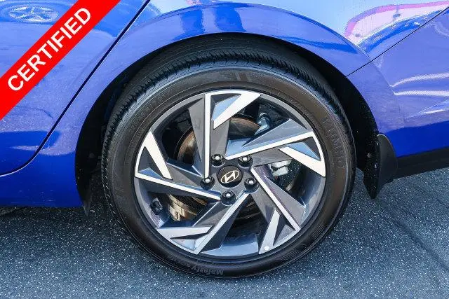 2025 Hyundai Elantra - $19,899