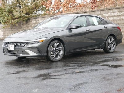 2025 Hyundai Elantra SEL Sport 4DR Sedan