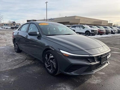 2025 Hyundai Elantra SEL Sport 4DR Sedan