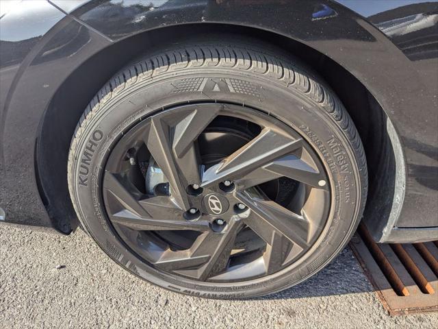 2026 Hyundai Elantra - $23,900