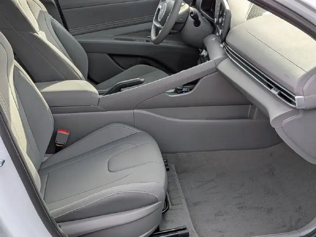 2026 Hyundai Elantra - $22,999