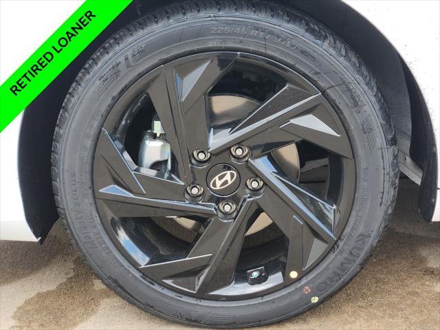 2026 Hyundai Elantra - $25,024