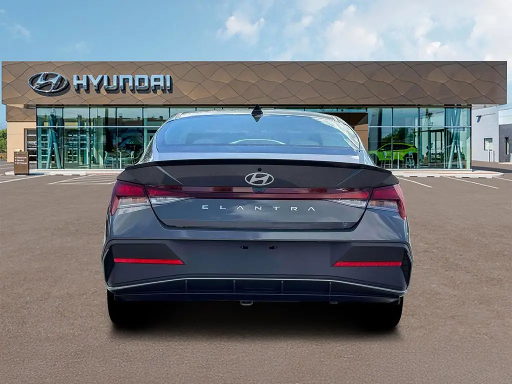 2026 Hyundai Elantra - $25,025