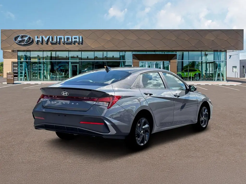 2026 Hyundai Elantra - $25,025
