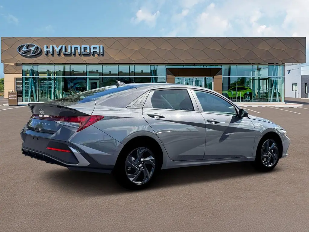 2026 Hyundai Elantra - $25,025