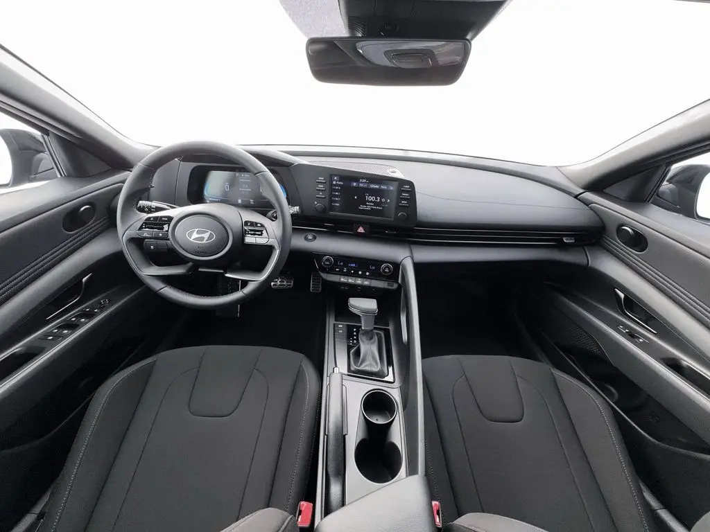 2026 Hyundai Elantra - $25,025