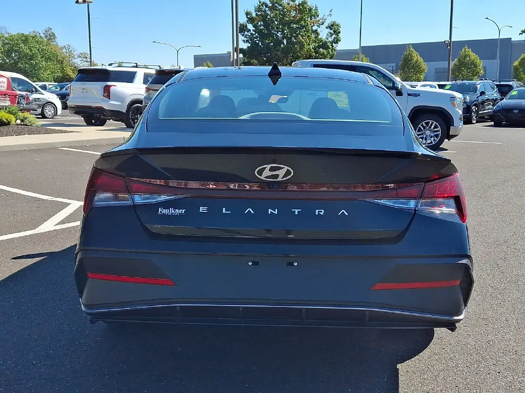 2026 Hyundai Elantra - $22,676