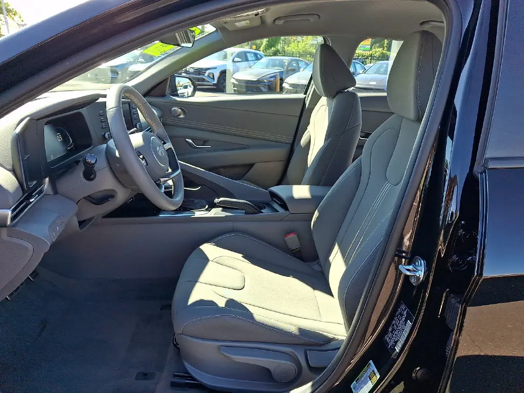 2026 Hyundai Elantra - $22,676