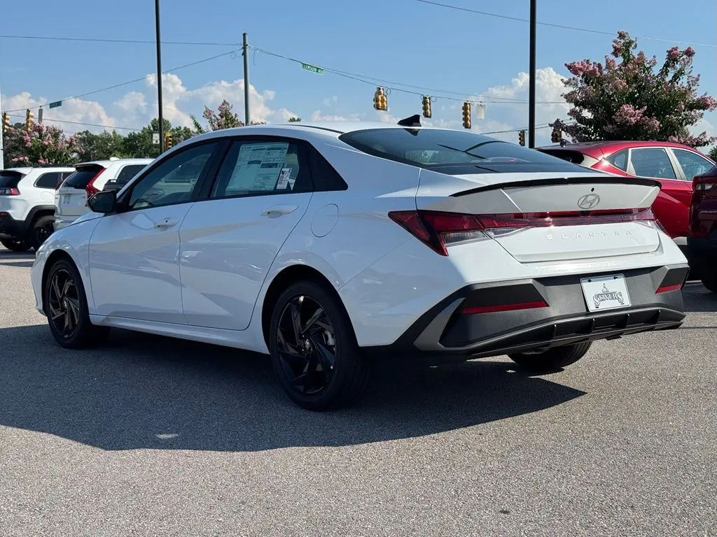 2026 Hyundai Elantra - $24,219