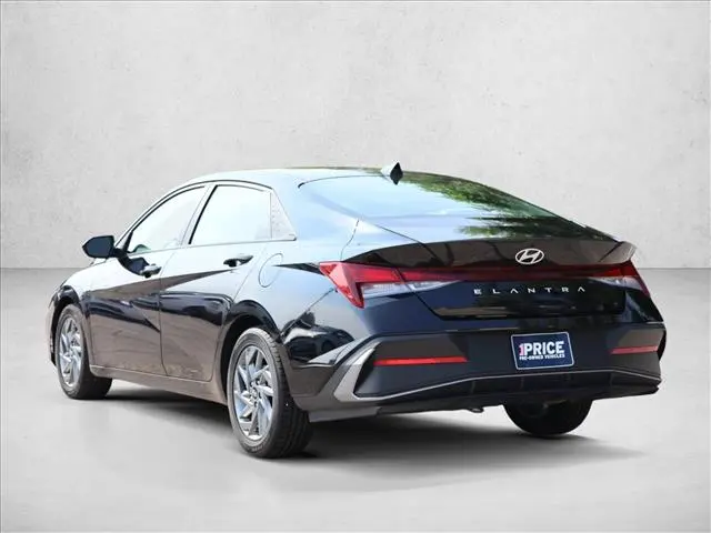 2024 Hyundai Elantra - $16,198