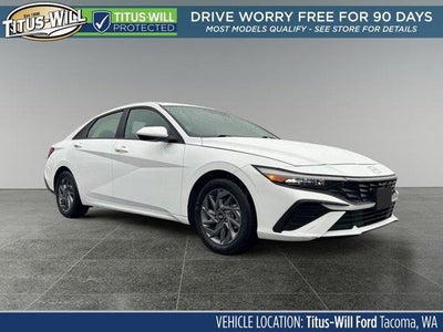 2024 Hyundai Elantra SEL 4DR Sedan