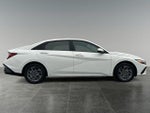 2024 Elantra Thumbnail 9