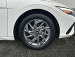 2024 Elantra Thumbnail 10