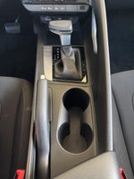 2024 Elantra Thumbnail 12