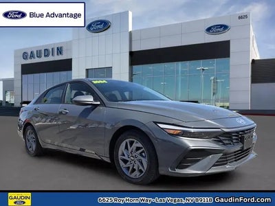 2024 Hyundai Elantra SEL 4DR Sedan
