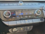 2024 Elantra Thumbnail 29