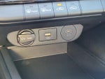 2024 Elantra Thumbnail 30