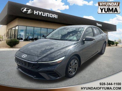 2024 Hyundai Elantra SEL 4DR Sedan