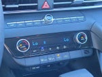 2024 Elantra Thumbnail 25