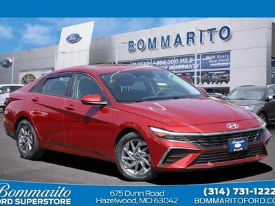 2024 Hyundai Elantra SEL 4DR Sedan