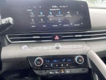 2024 Elantra Thumbnail 17