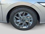 2024 Elantra Thumbnail 6
