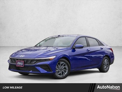 2024 Hyundai Elantra SEL 4DR Sedan