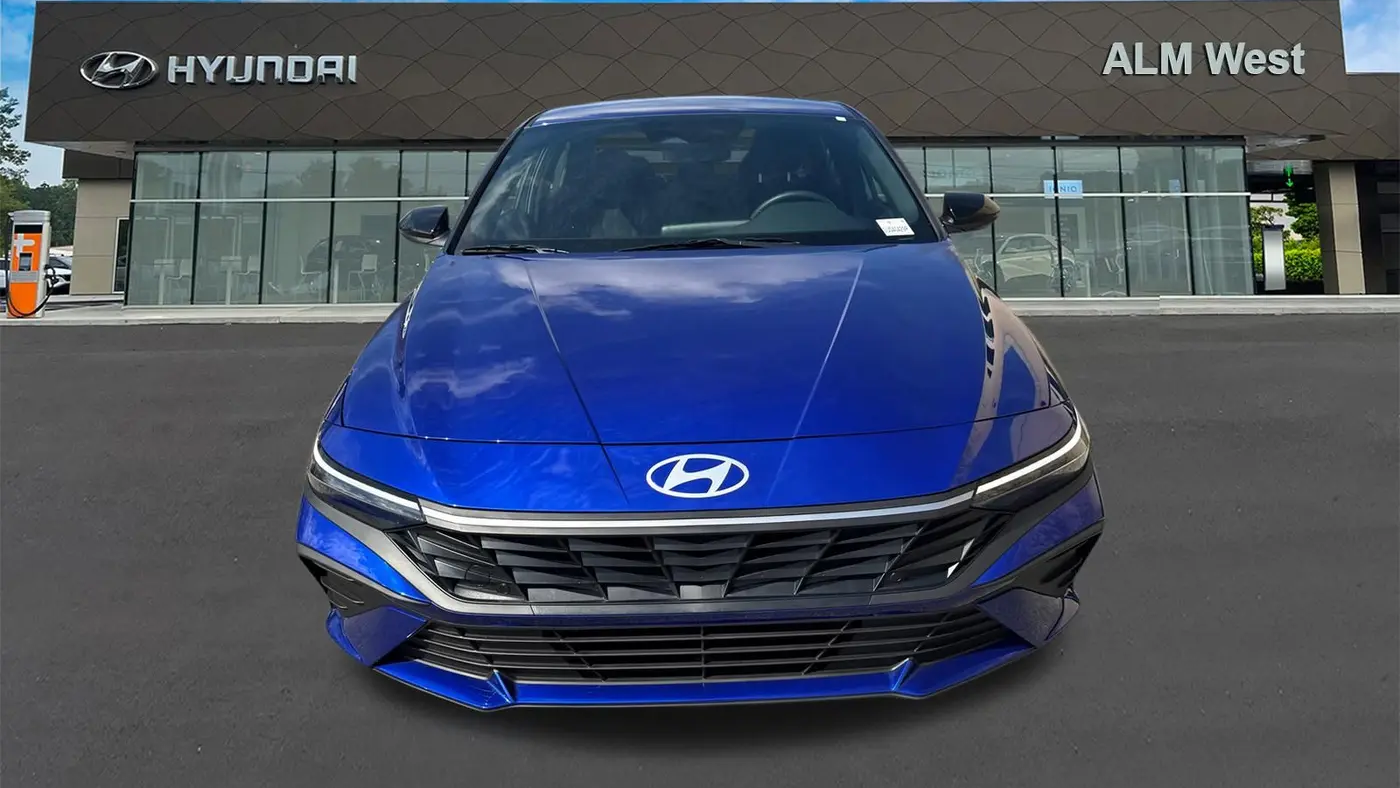 2025 Hyundai ELANTRA SEL Sport
