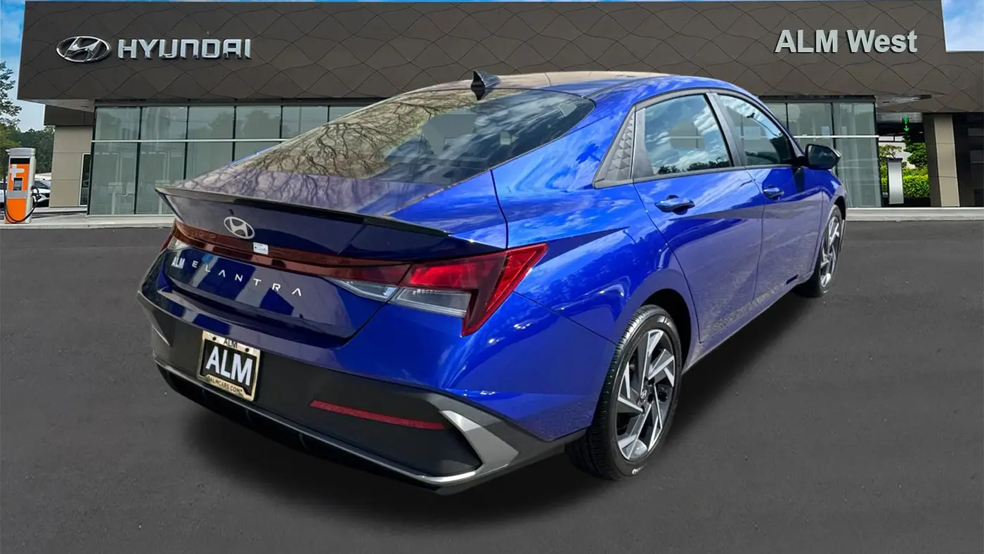 2025 Hyundai ELANTRA SEL Sport