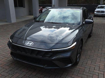 2025 Hyundai Elantra SEL Sport 4DR Sedan