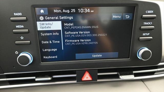 2025 Hyundai ELANTRA SEL Sport