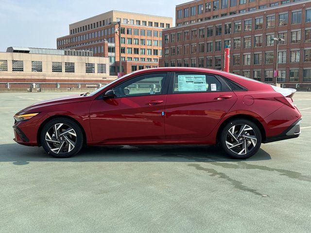 2025 Hyundai Elantra - $20,694