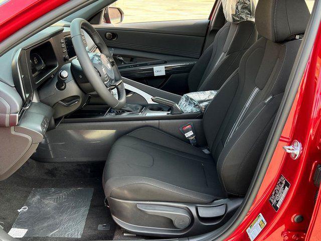 2025 Hyundai Elantra - $20,694