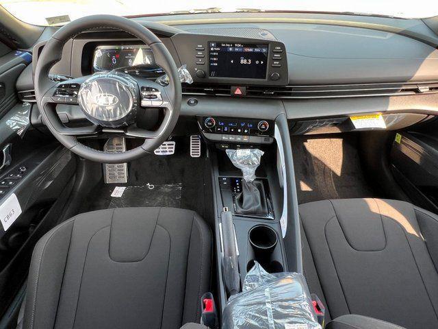 2025 Hyundai Elantra - $20,694