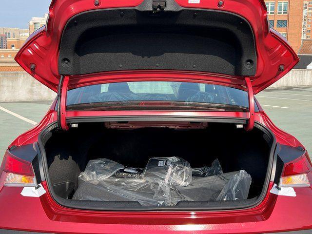 2025 Hyundai Elantra - $20,694