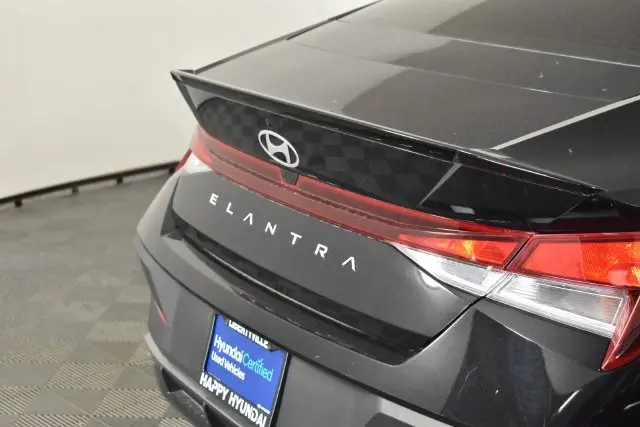2025 Hyundai Elantra - $20,211