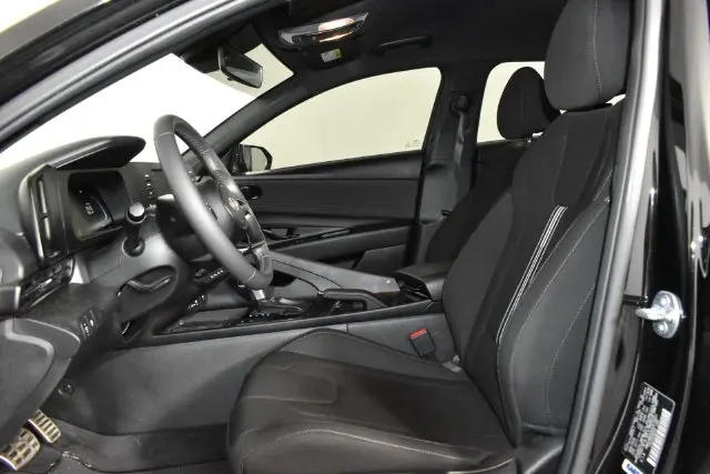 2025 Hyundai Elantra - $20,211