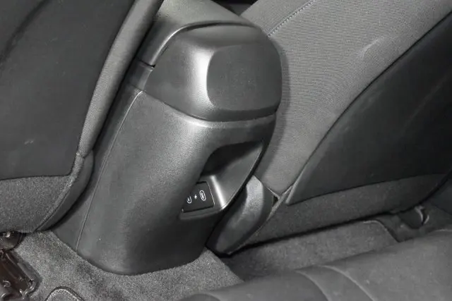 2025 Hyundai Elantra - $20,211