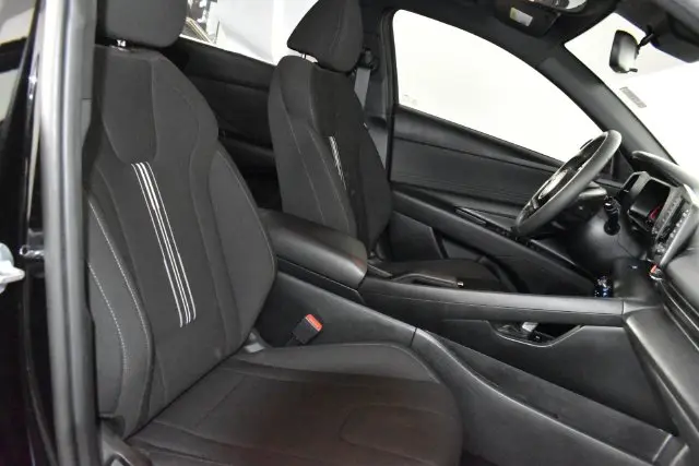 2025 Hyundai Elantra - $20,211