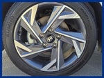 2025 Elantra Thumbnail 16