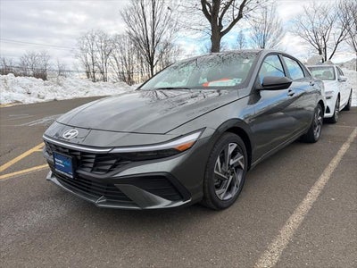 2025 Hyundai Elantra SEL Sport 4DR Sedan