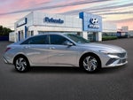 2025 Elantra Thumbnail 10