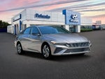 2025 Elantra Thumbnail 11