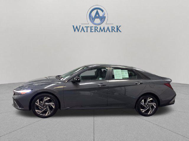 2025 Hyundai Elantra - $22,367