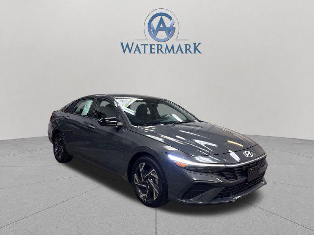 2025 Hyundai Elantra - $22,367