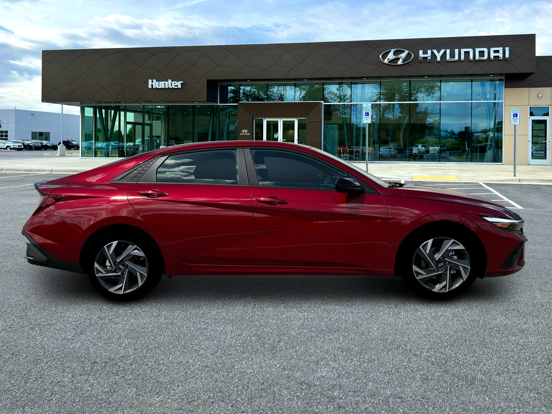 2025 Hyundai Elantra - $25,540